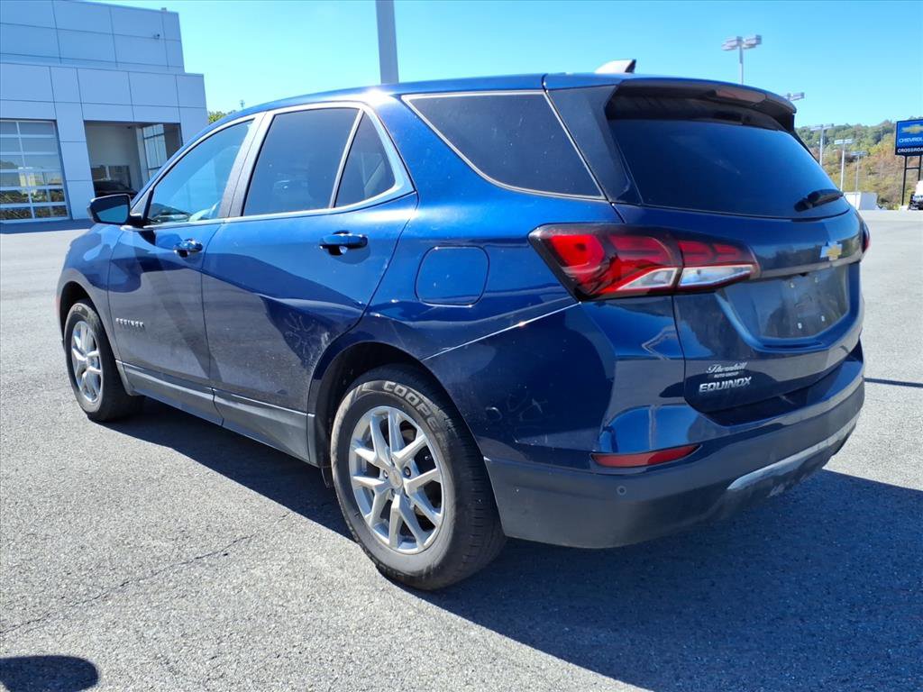 2022 Chevrolet Equinox LT photo 3