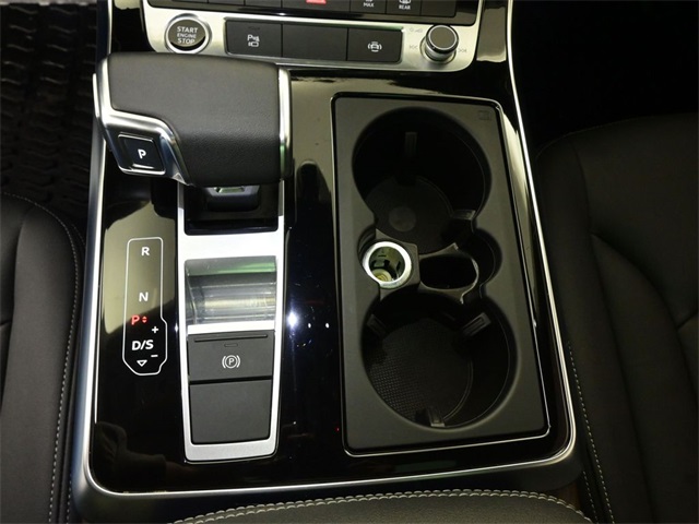 2023 Audi Q8 55 Premium photo 3