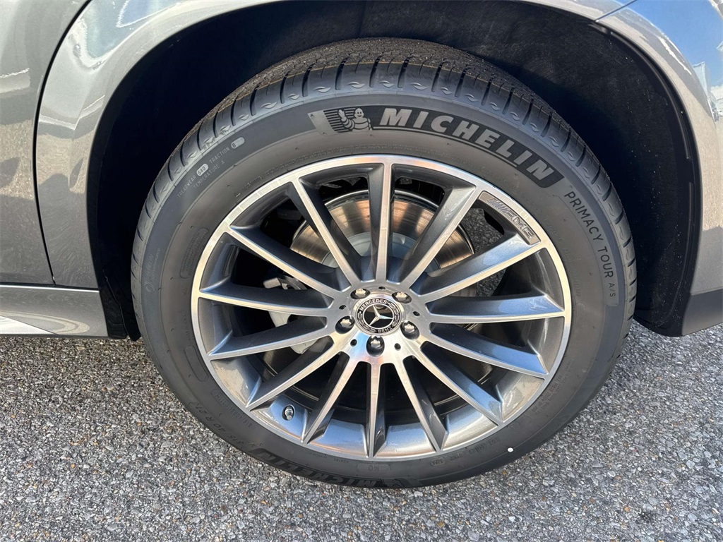 2026 Mercedes Benz GLE 450 4MATIC photo 2