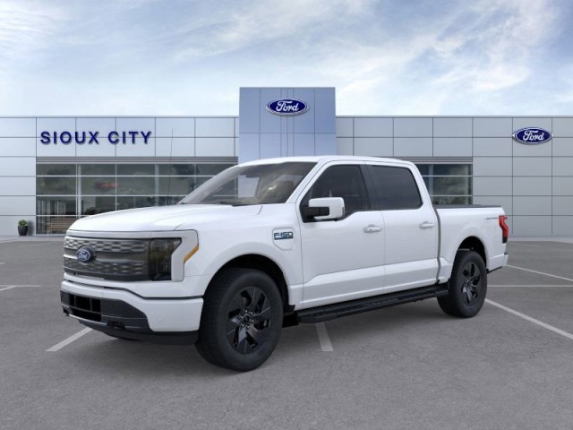 2025 Ford F-150 Lightning Lariat's photo