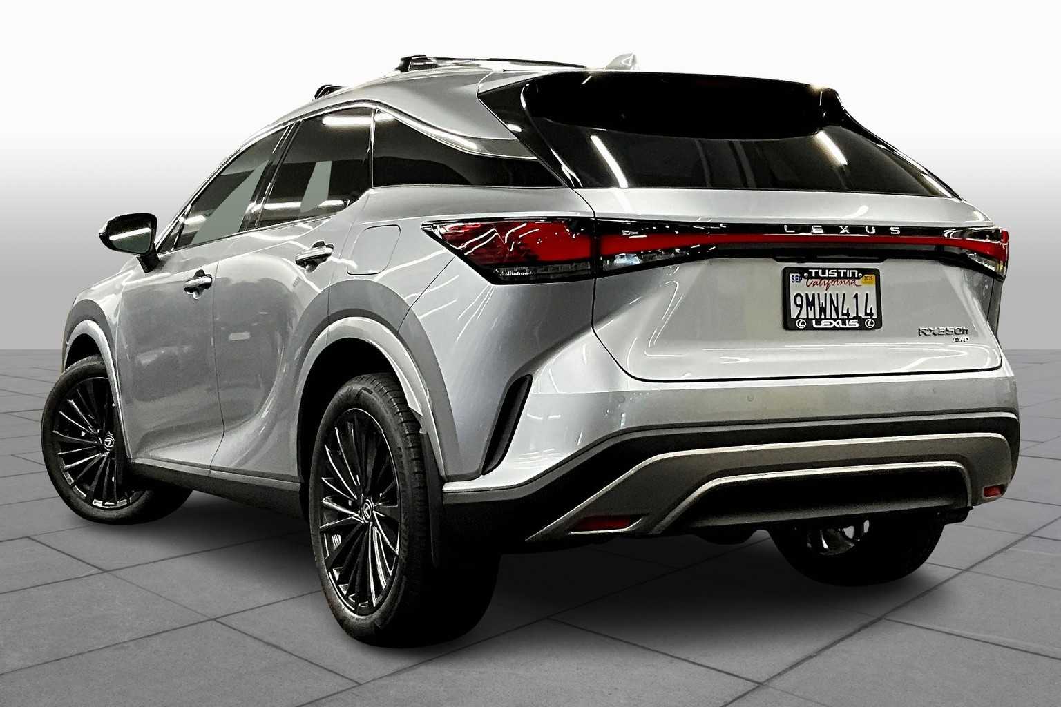 2024 Lexus RX Premium AWD photo 11