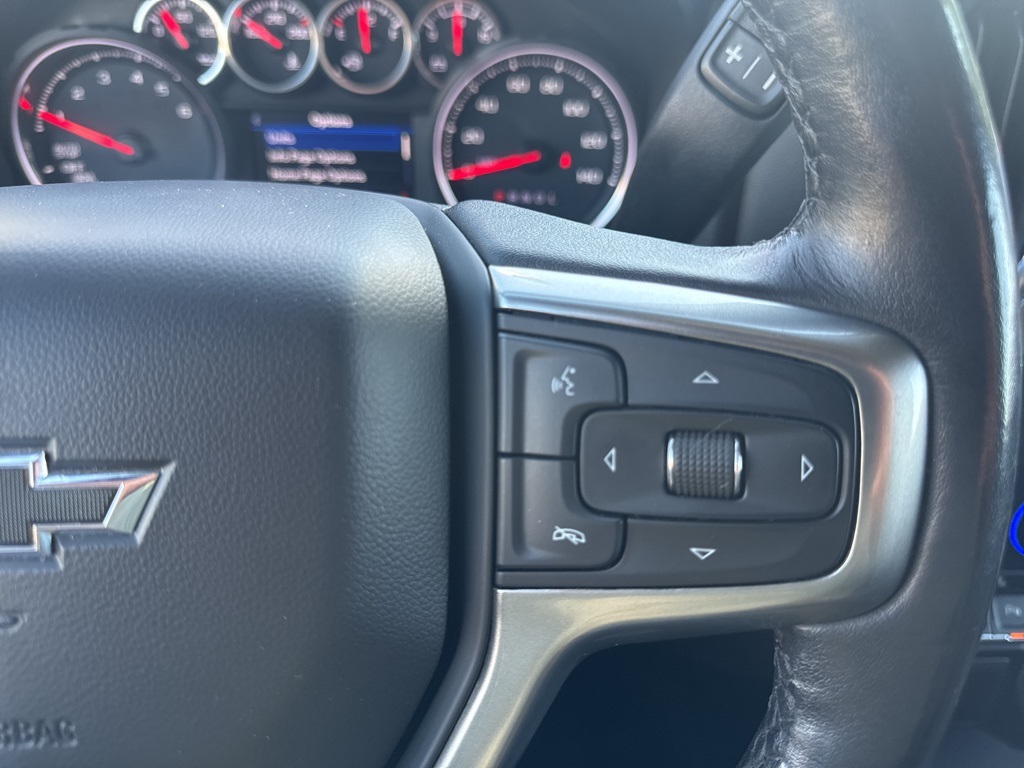 2020 Chevrolet Silverado 1500 RST photo 13