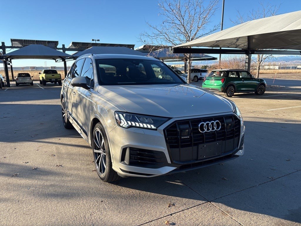 2023 Audi Q7 55 Prestige photo 4