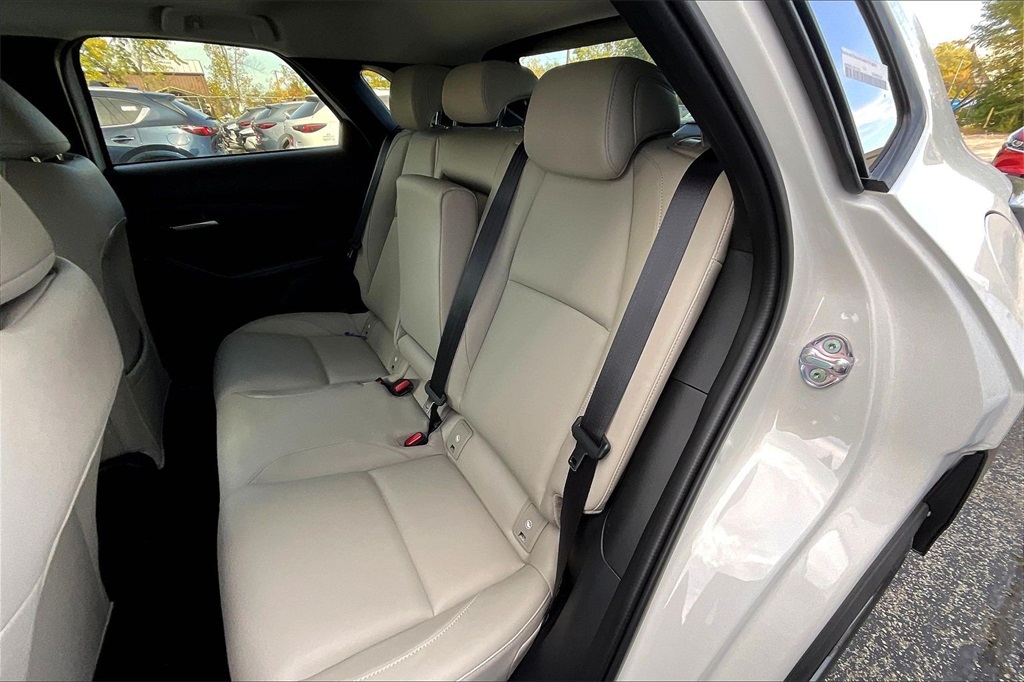 2026 MAZDA CX-30 - Image 9