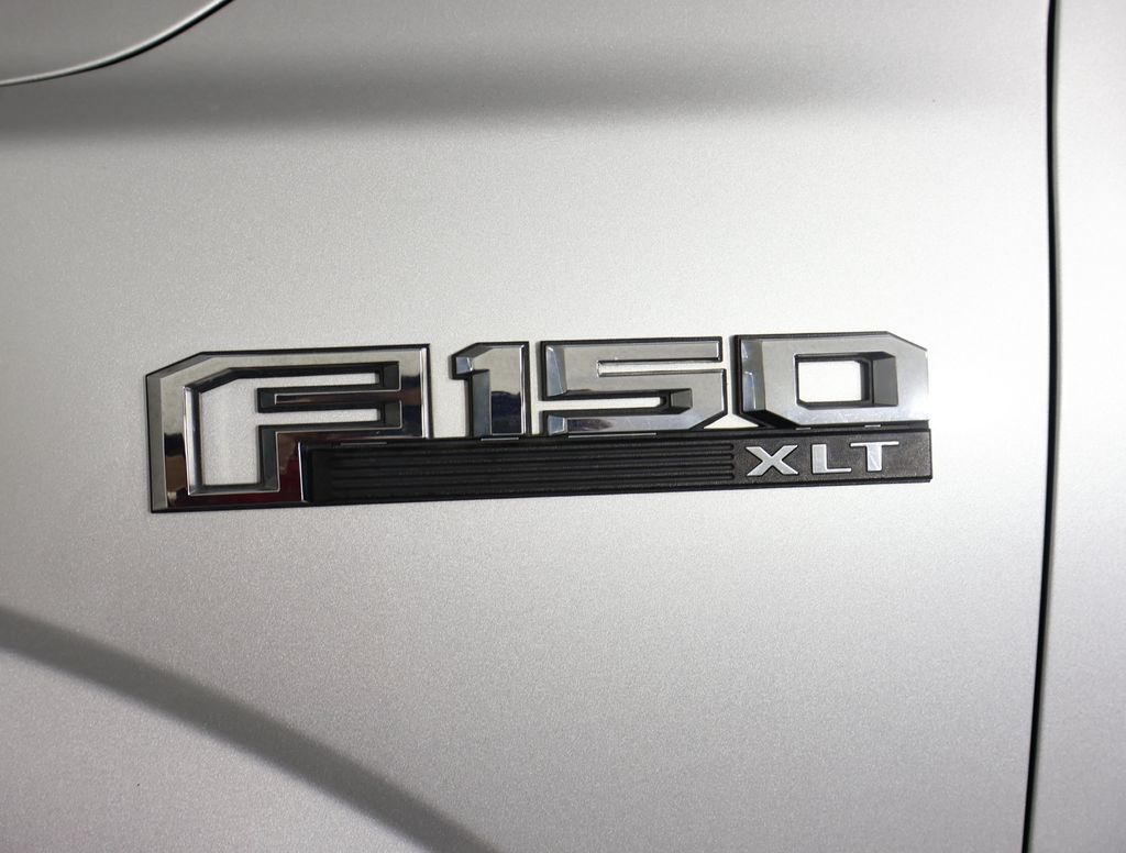 2019 Ford F-150 XLT photo 3
