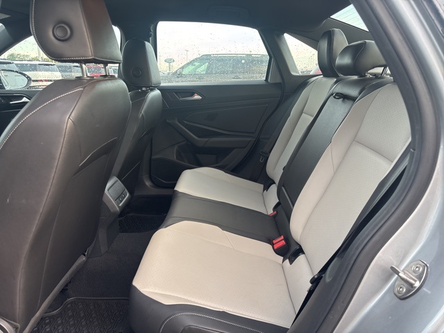 2019 Volkswagen Jetta R-Line photo 9
