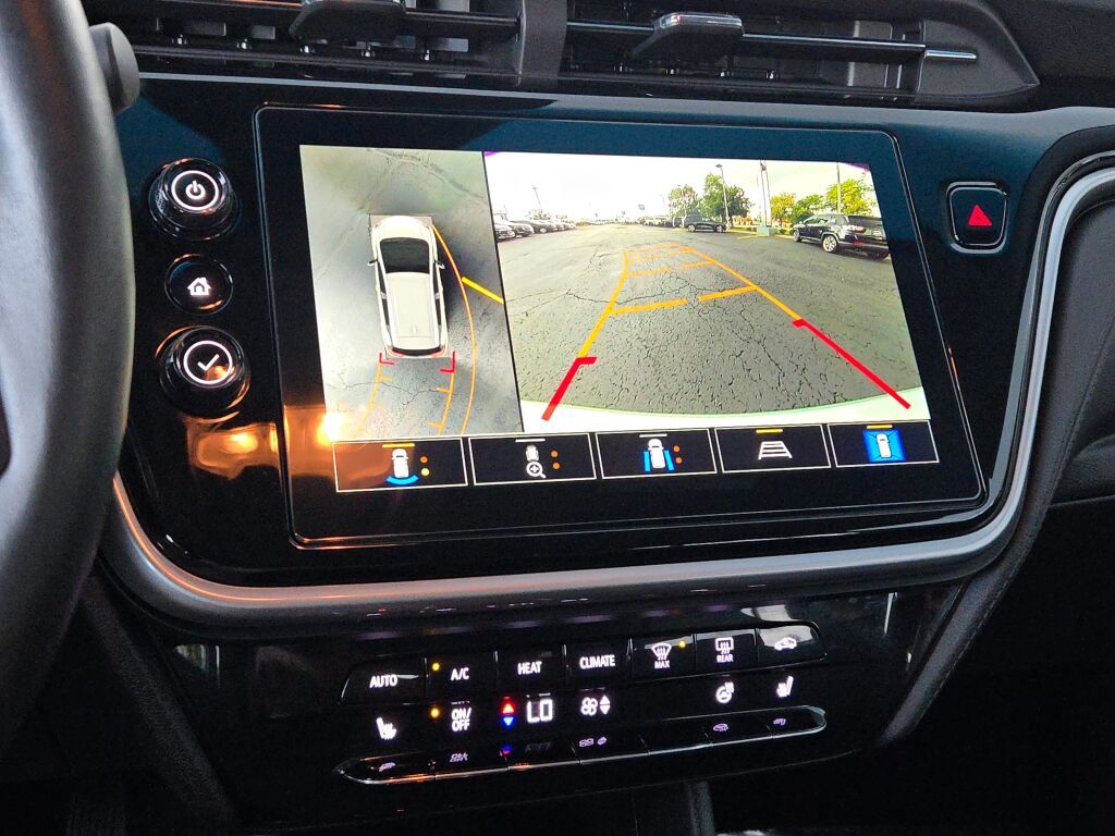2023 Chevrolet Bolt EV 2LT photo 26