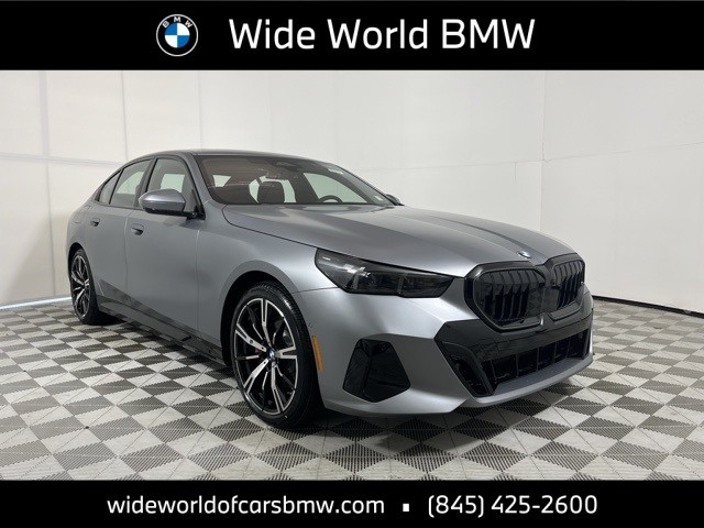 BMW5シリーズ　225/55R17×4 New 2025 BMW 5 Series 530i xDrive Sedan in Wichita #53B1031N
