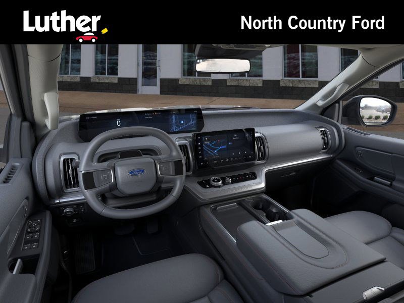 2025 Ford Expedition photo 8