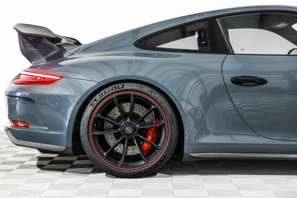 2018 Porsche 911 GT3 photo 2