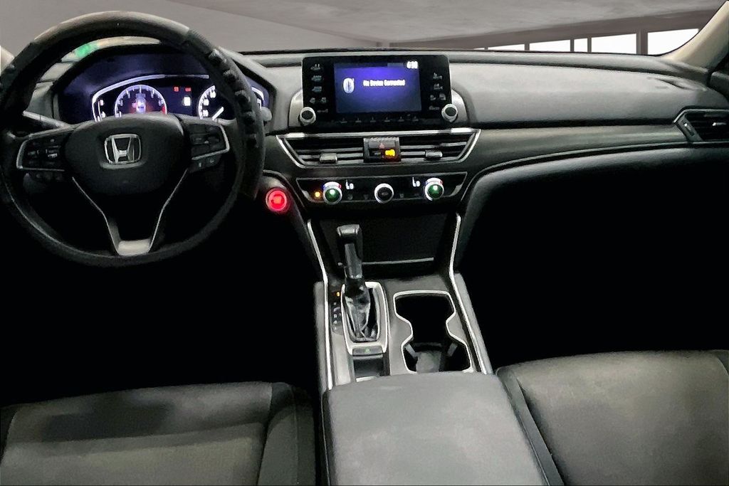 2020 Honda Accord LX photo 11