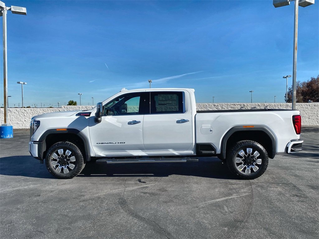 2026 Gmc Sierra 2500 HD Denali photo 3