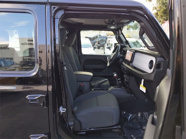 2025 Jeep Wrangler Sport photo 26