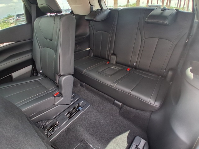 2026 Infiniti QX60 Luxe photo 21