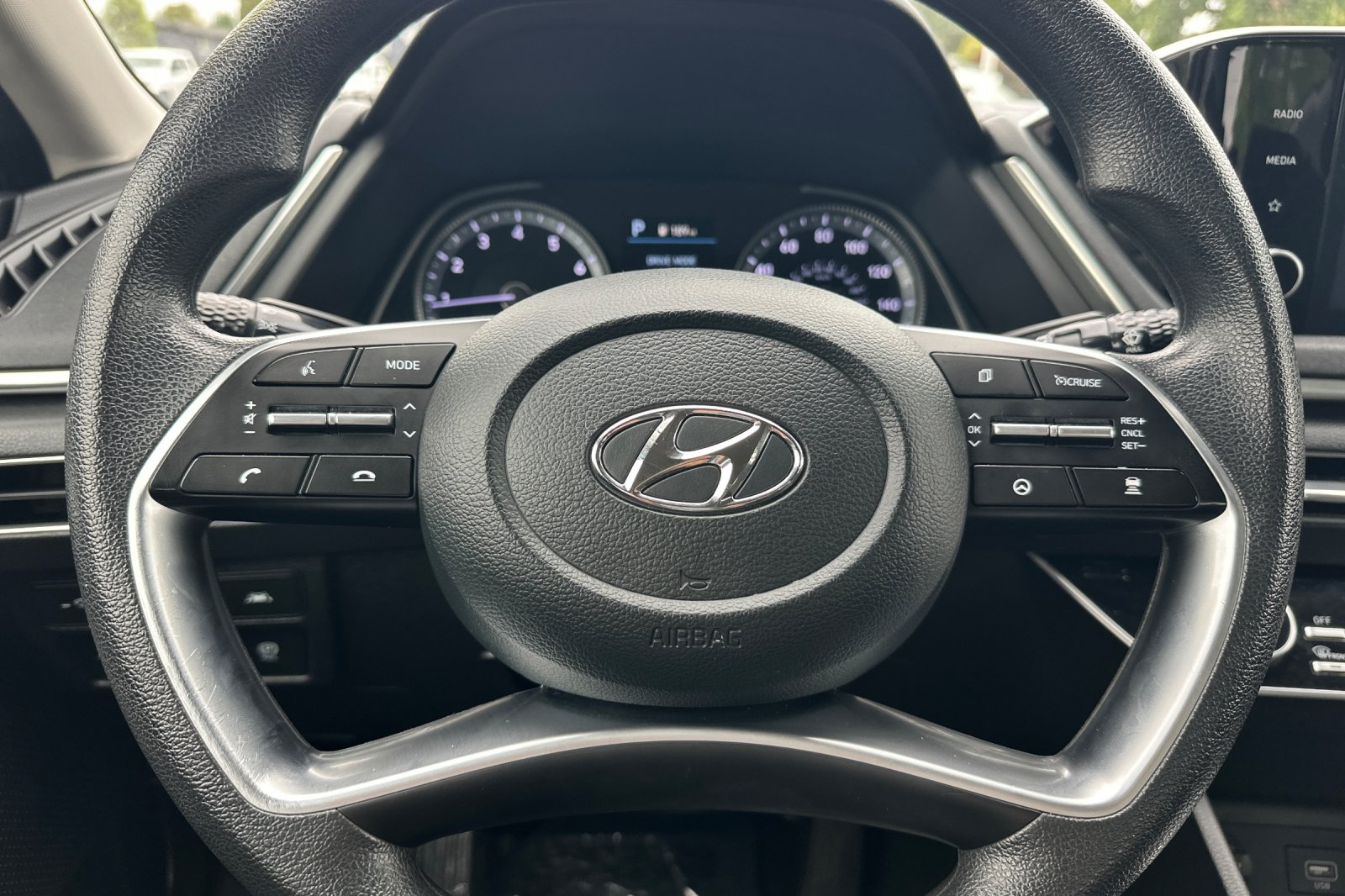 2022 Hyundai Sonata SEL photo 21