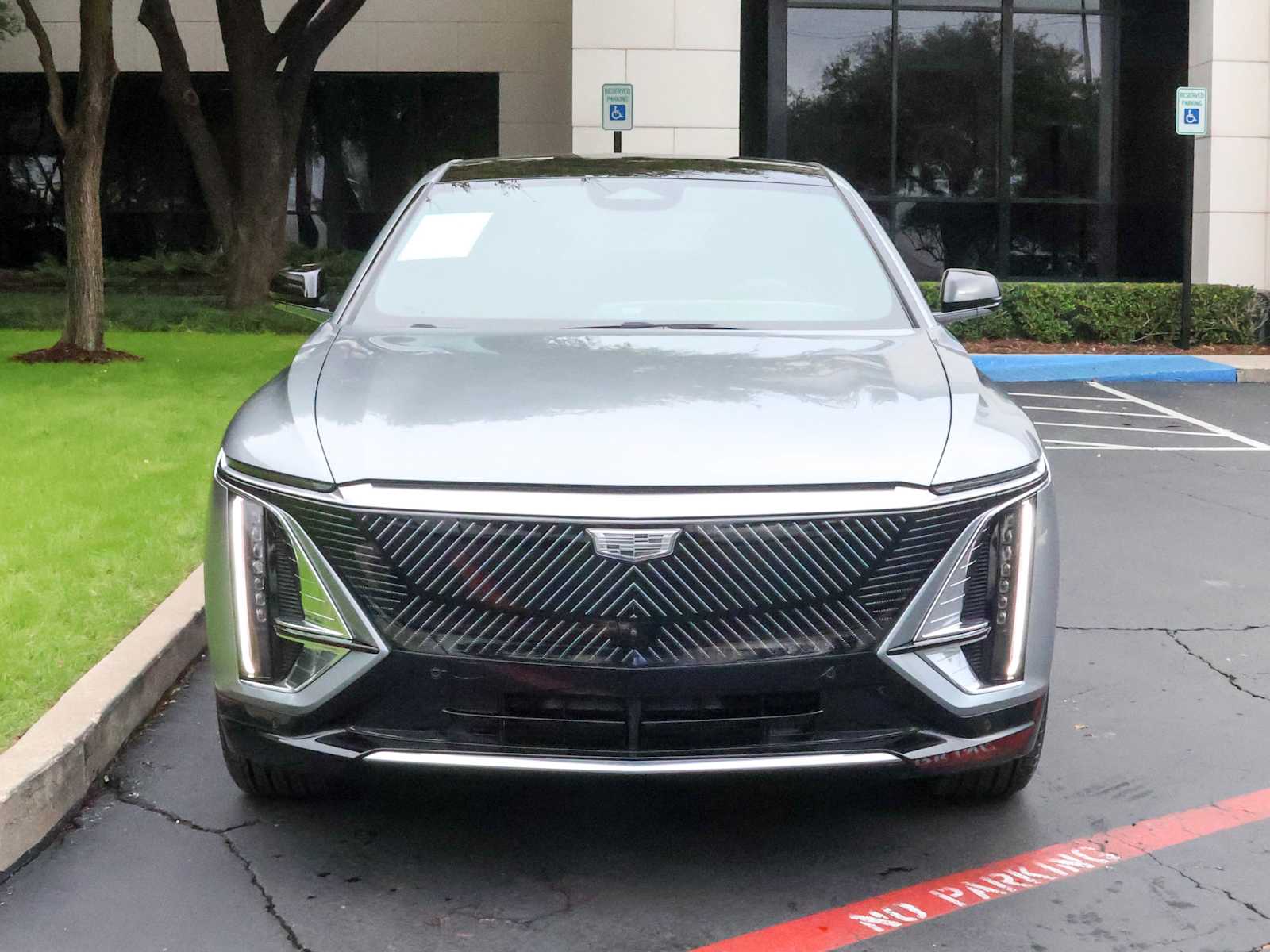 Certified 2024 Cadillac LYRIQ Tech with VIN 1GYKPMRK2RZ136925 for sale in Dallas, TX