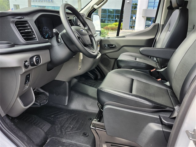 2024 Ford Transit Cargo Van photo 3