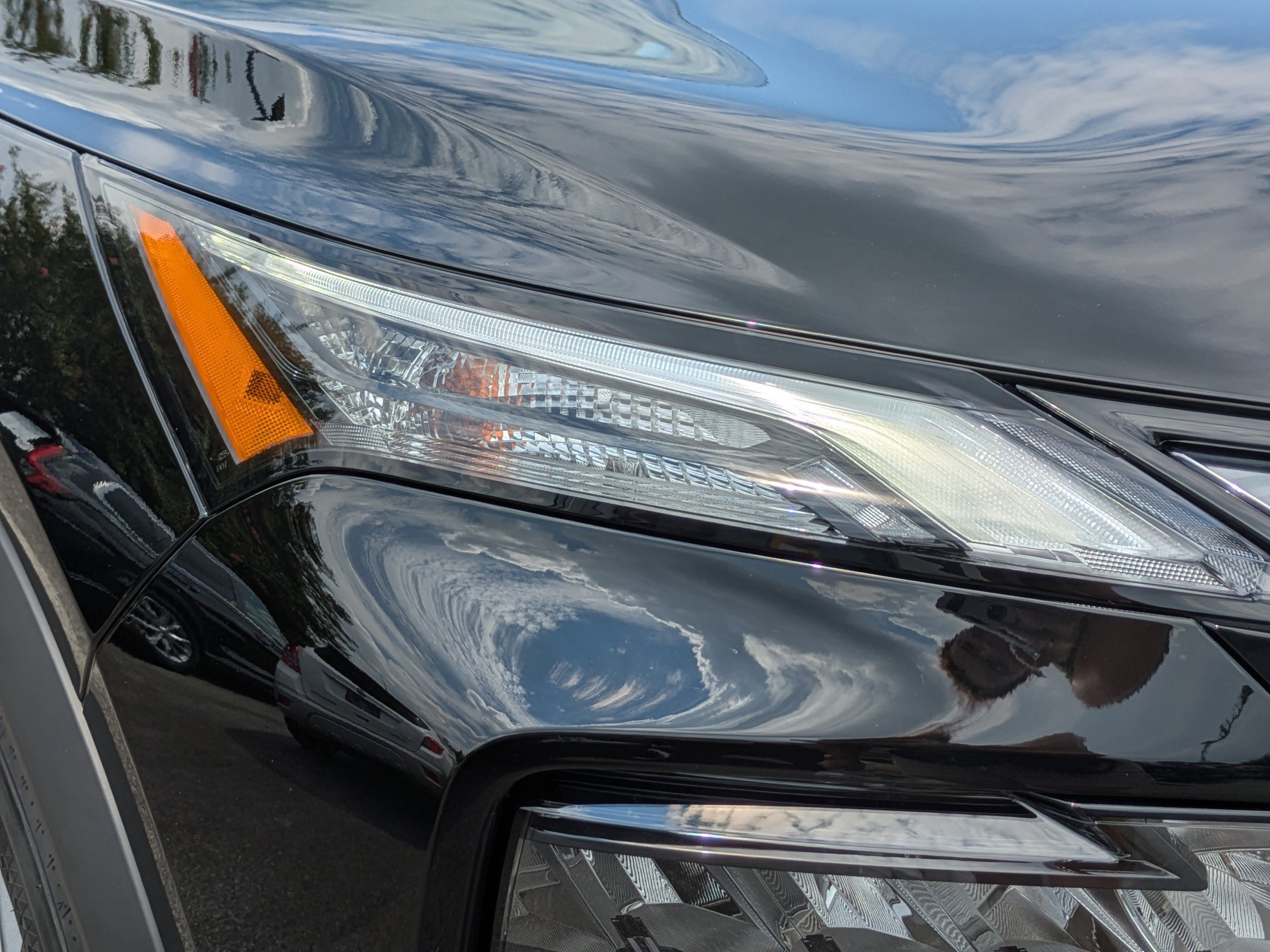 2026 Nissan Rogue S photo 7