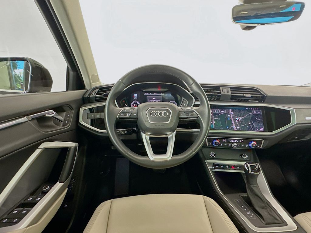 2022 Audi Q3 45 TFSI S line Premium photo 23