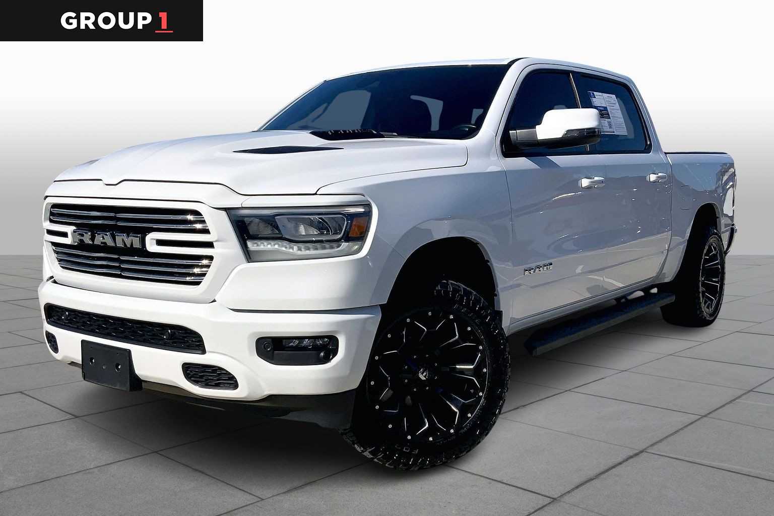 2023 RAM Ram 1500 Pickup Laramie's photo