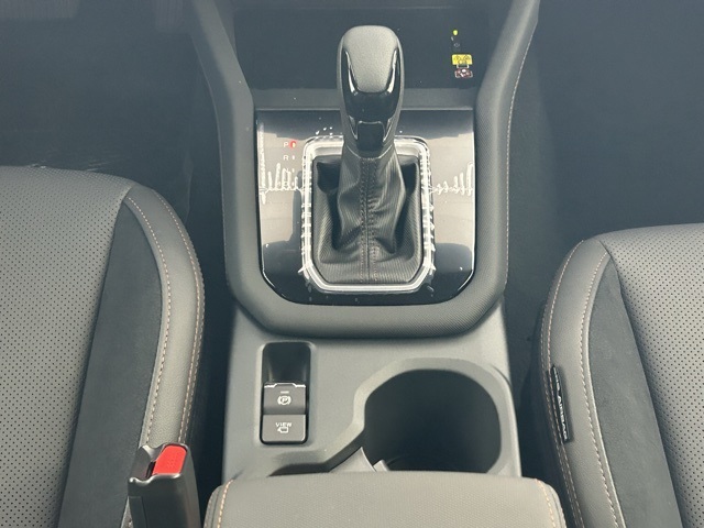 2025 Subaru Forester Touring photo 20