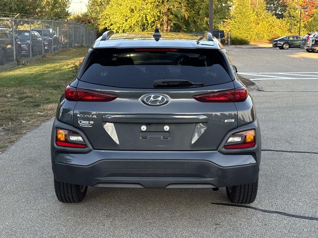 2020 Hyundai Kona SEL Plus photo 3