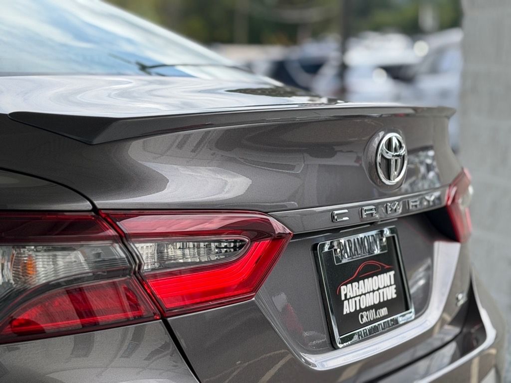 2022 Toyota Camry SE photo 26