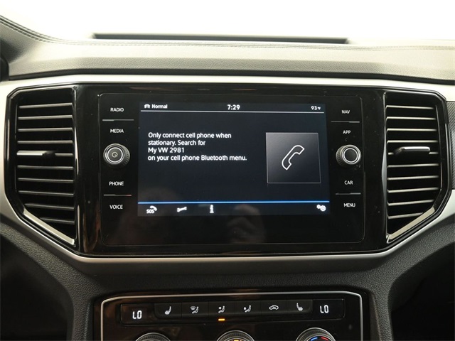 2023 Volkswagen Atlas V6 SEL Premium R-Line photo 6