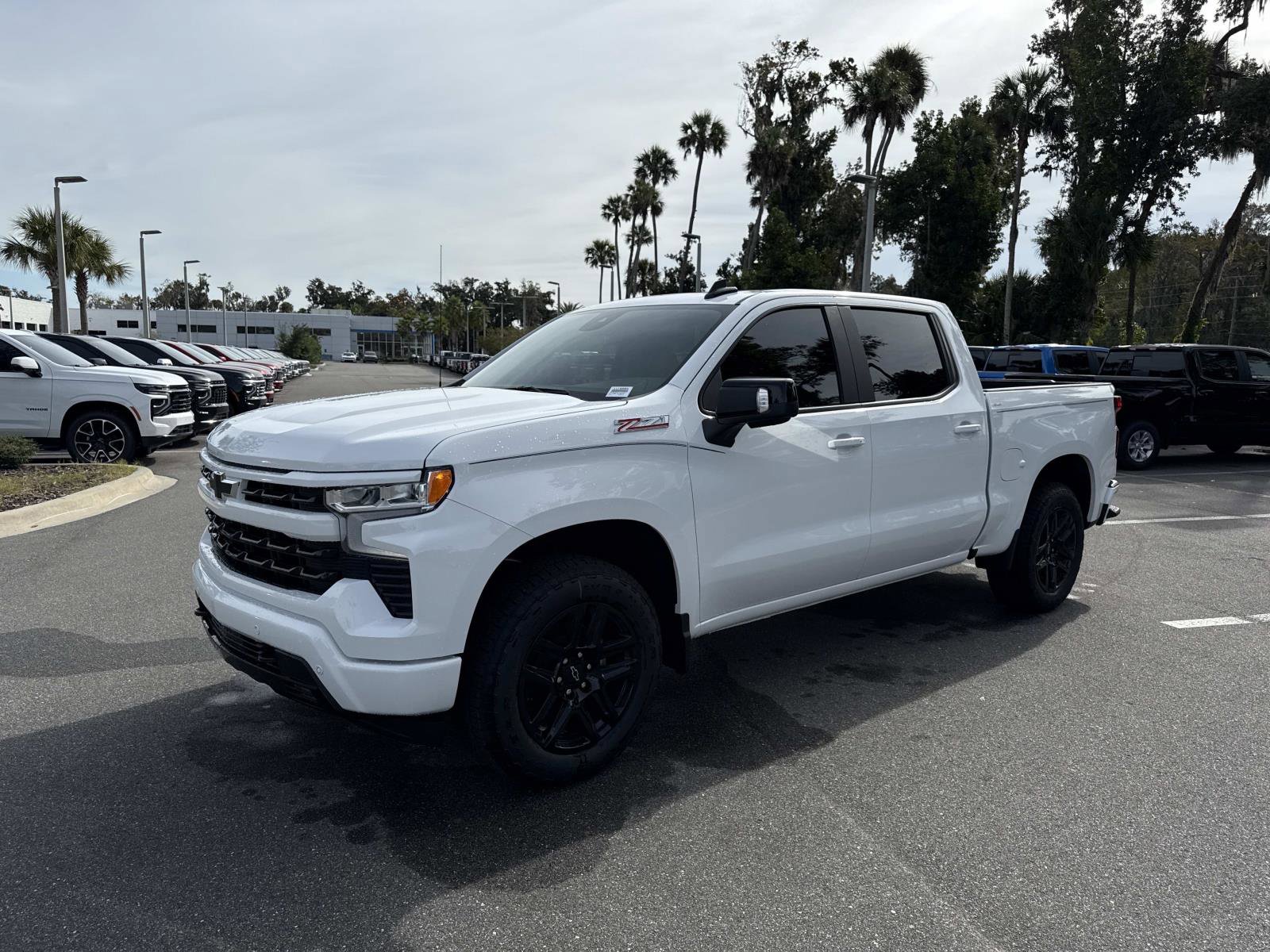 2026 Chevrolet Silverado RST photo 4