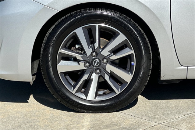 2023 Nissan Versa 1.6 SV photo 30