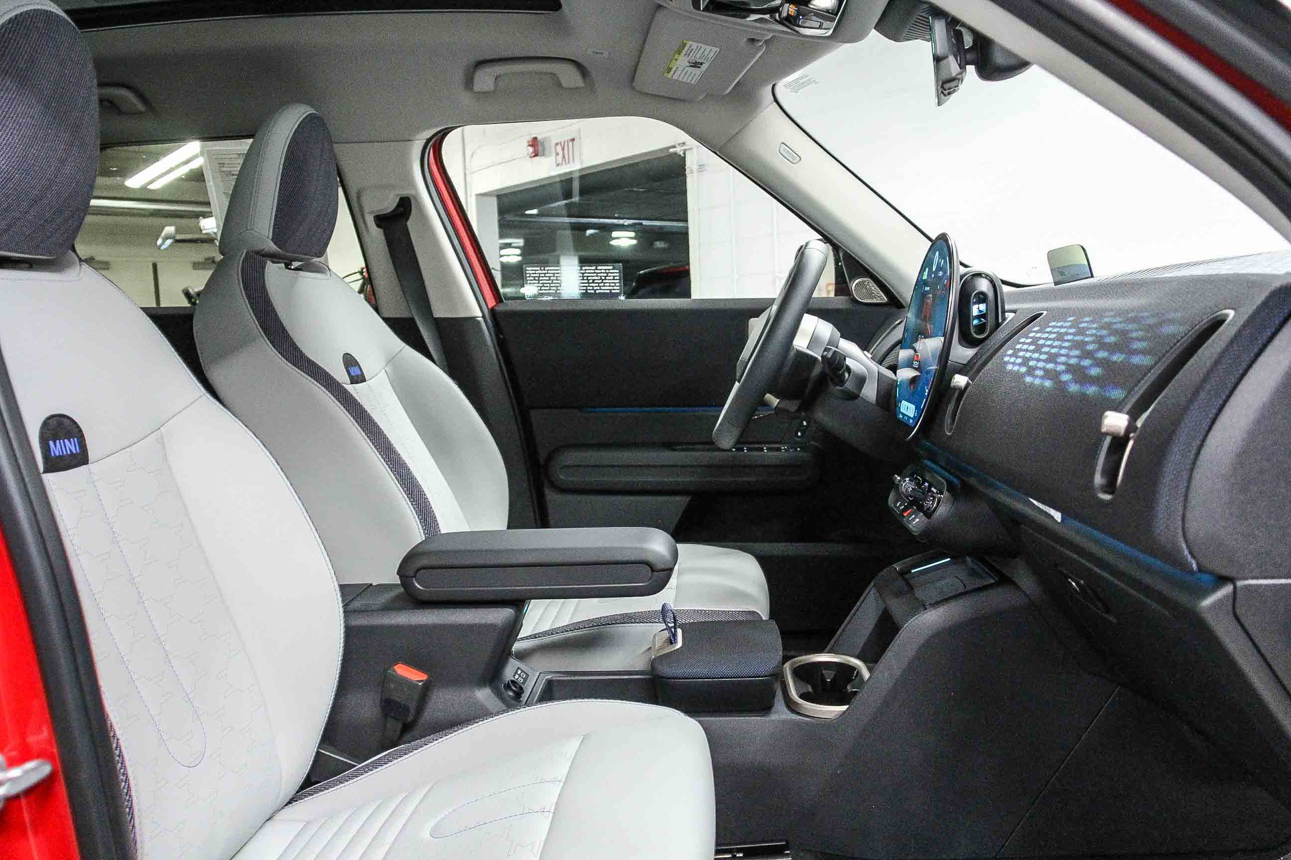 2025 Mini Countryman S ALL4 photo 18