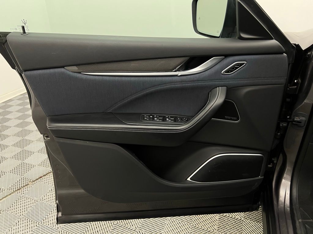 2022 Maserati Levante GT photo 28