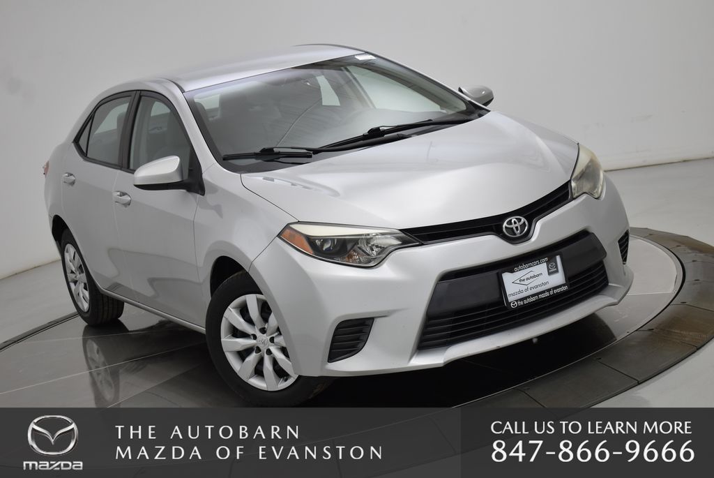 Used 2015 Toyota Corolla L with VIN 5YFBURHE1FP253750 for sale in Evanston, IL