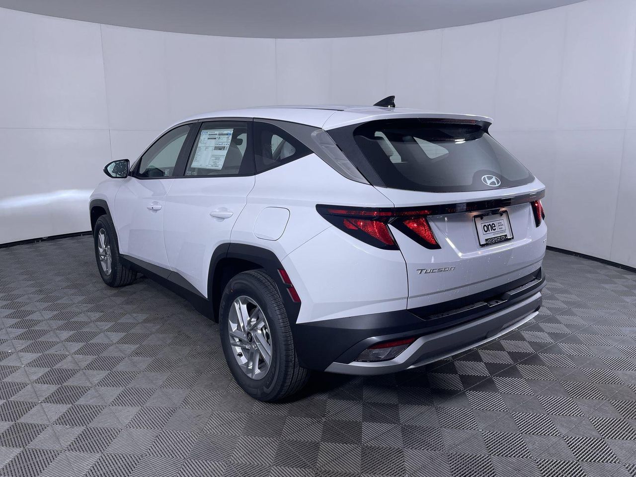 2025 Hyundai Tucson SE photo 7