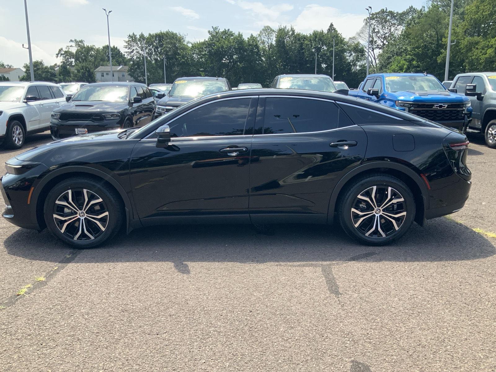 2024 Toyota Crown XLE photo 4