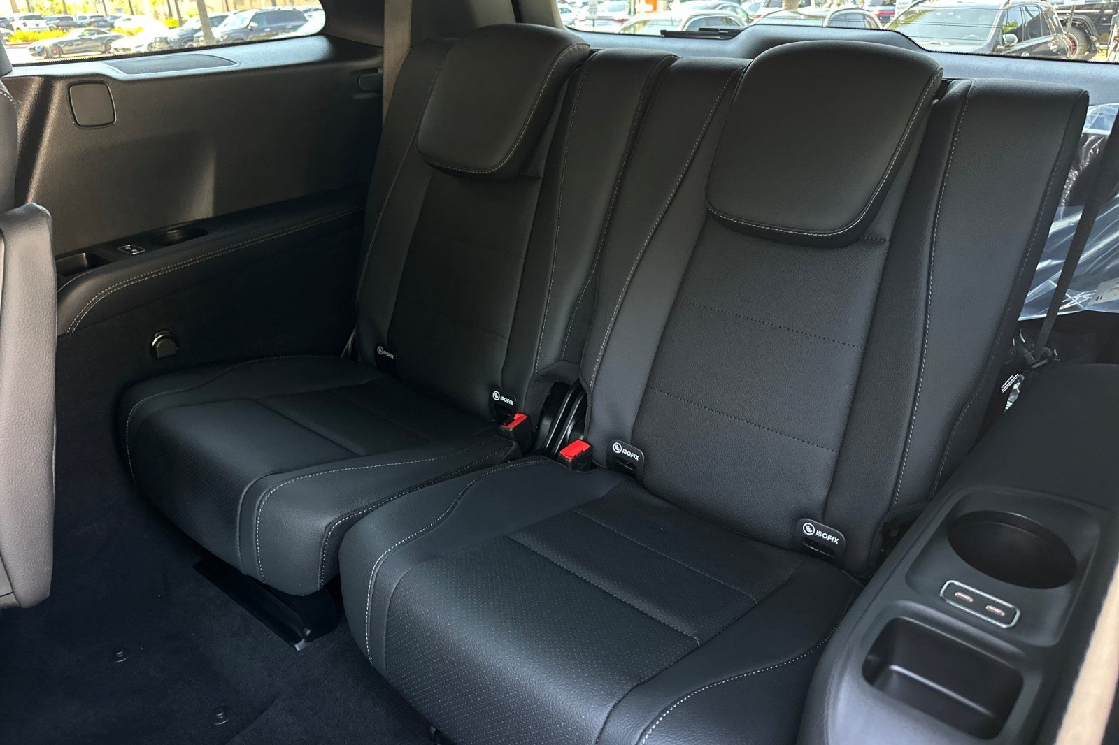 2025 Mercedes Benz GLS 450 4MATIC photo 36