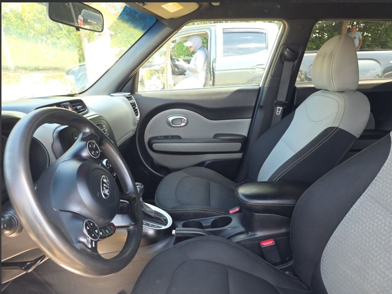 2016 Kia Soul Plus photo 13