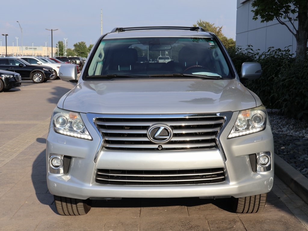 2014 Lexus LX 570 photo 3