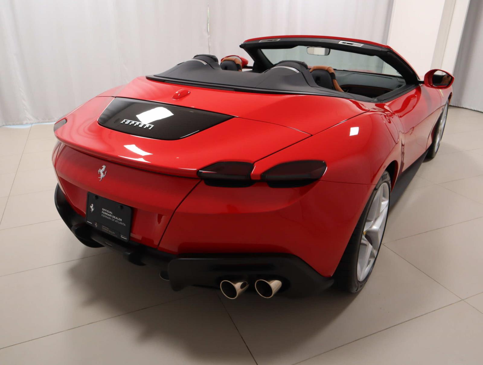 2025 Ferrari Roma Spider photo 10
