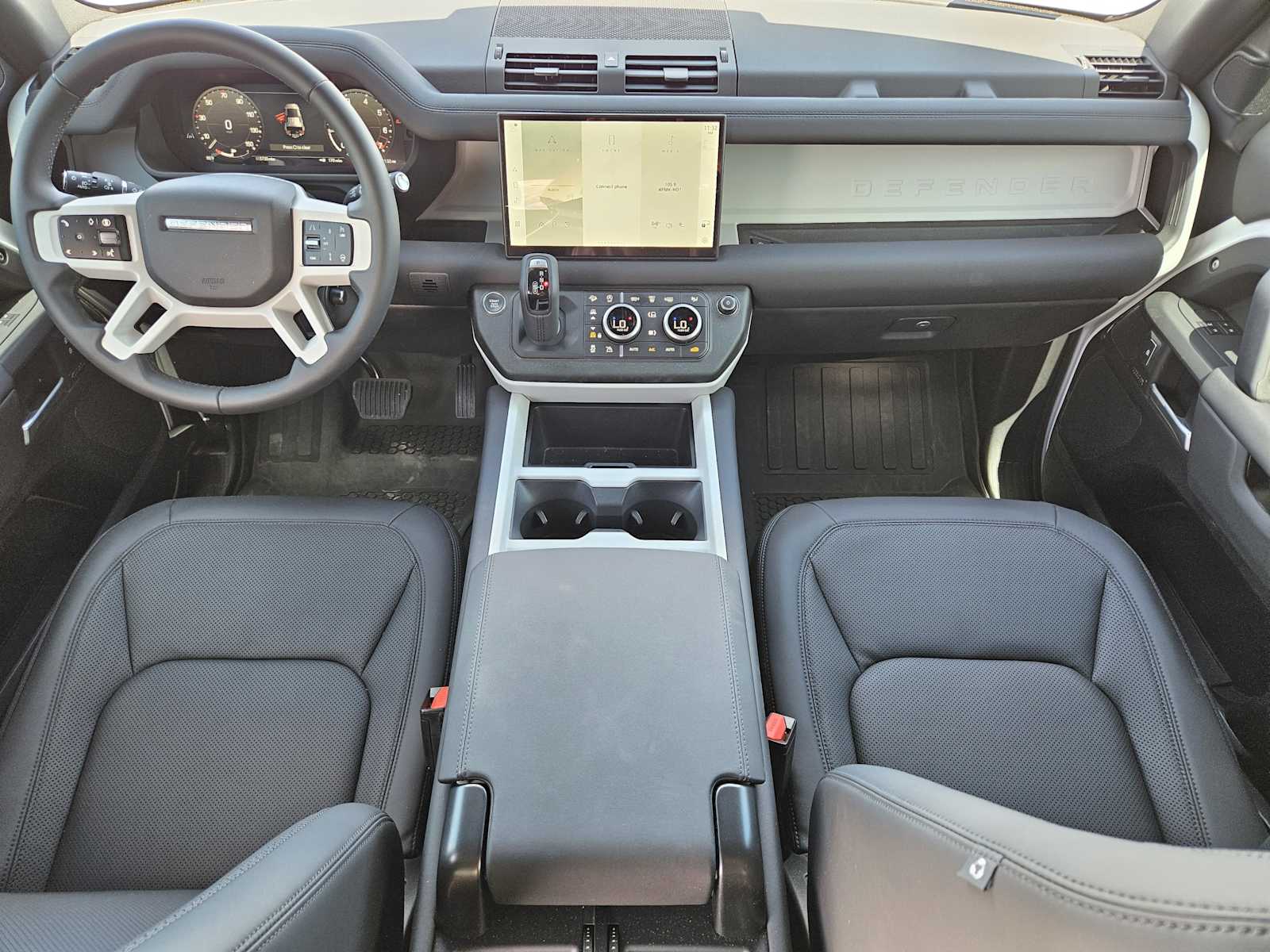 2025 Land Rover Defender 110 X-Dynamic SE photo 25