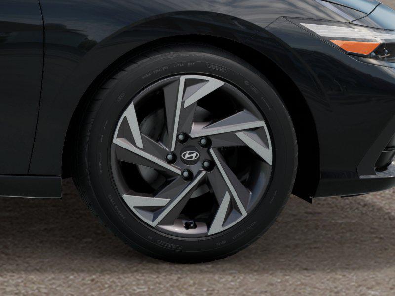 2025 Hyundai Elantra Hybrid Limited photo 7