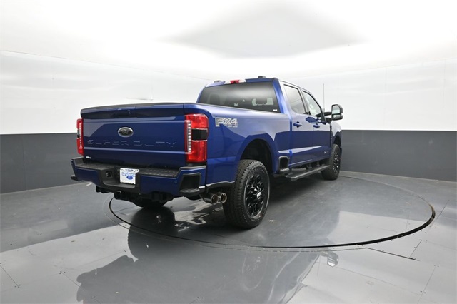 2026 Ford F-350 Lariat photo 4