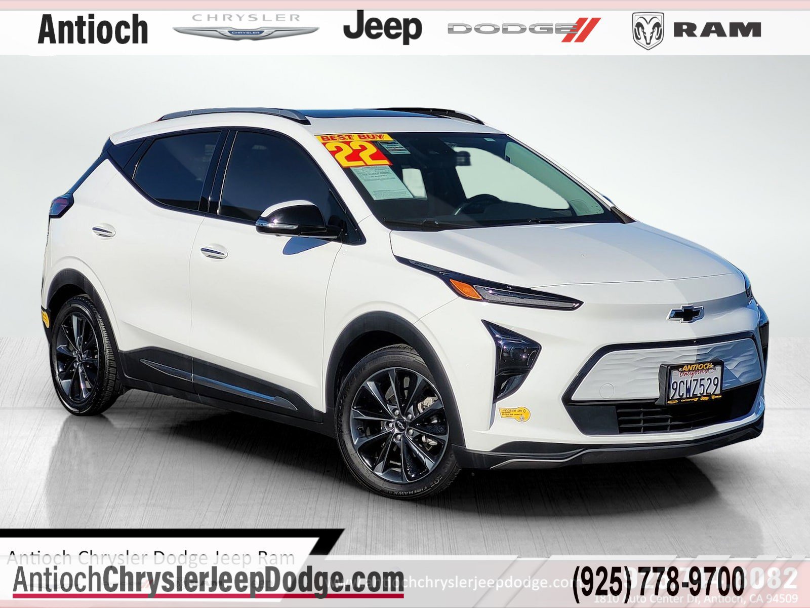 2022 Chevrolet Bolt EUV Premier's photo