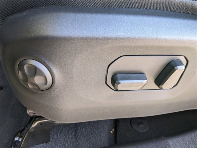 2025 Jeep Wrangler Rubicon X photo 17