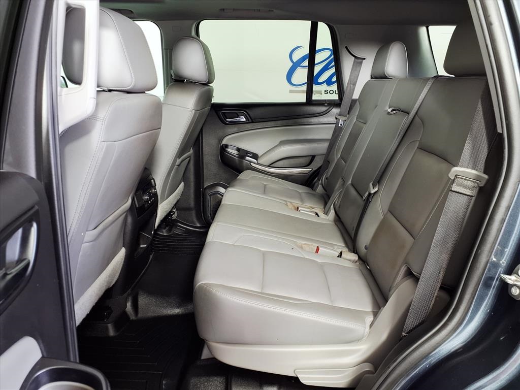 2019 Chevrolet Tahoe LT photo 2