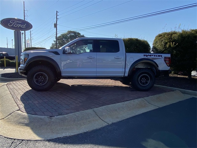 2025 Ford F-150 Raptor photo 7
