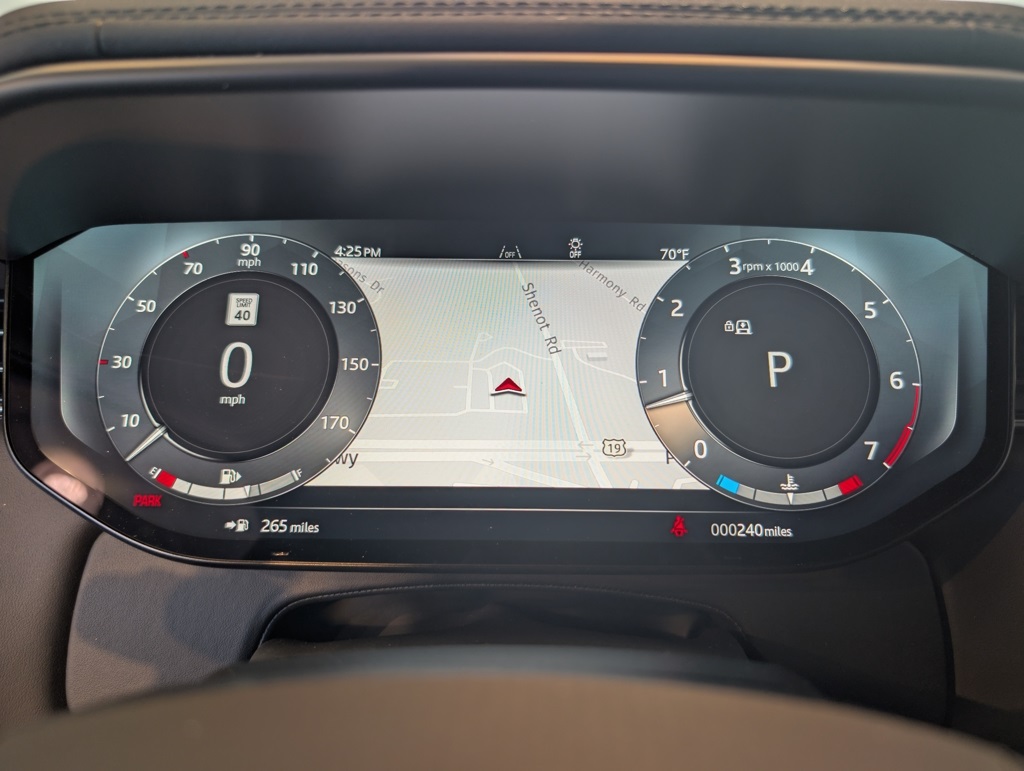 2025 Land Rover Range Rover Sport SE photo 11