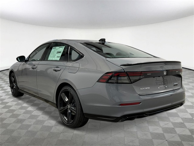 2025 Honda Accord Hybrid Sport-L photo 3