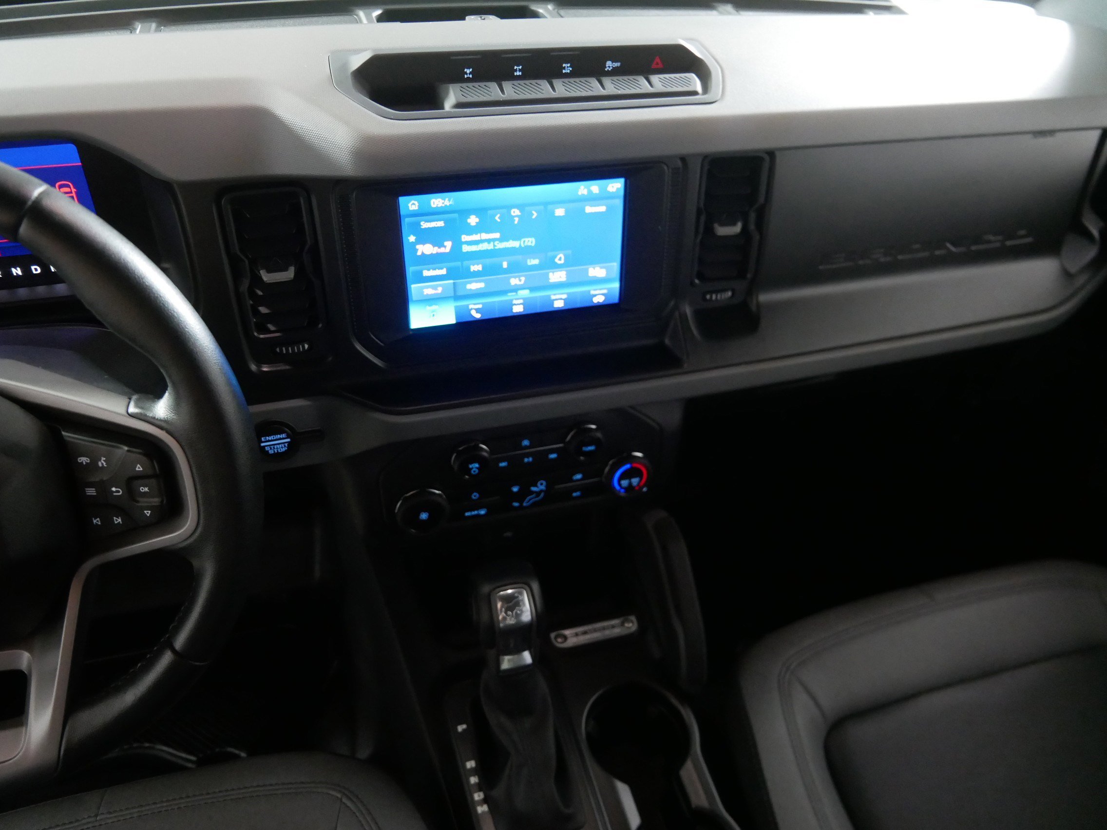 2023 Ford Bronco Big Bend photo 11