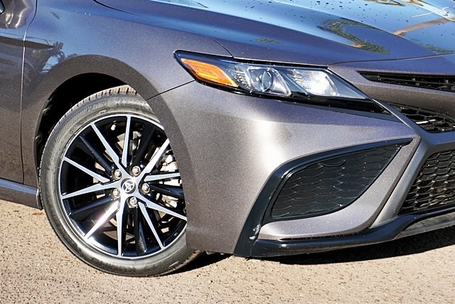 Used 2023 Gray Toyota SE image 3